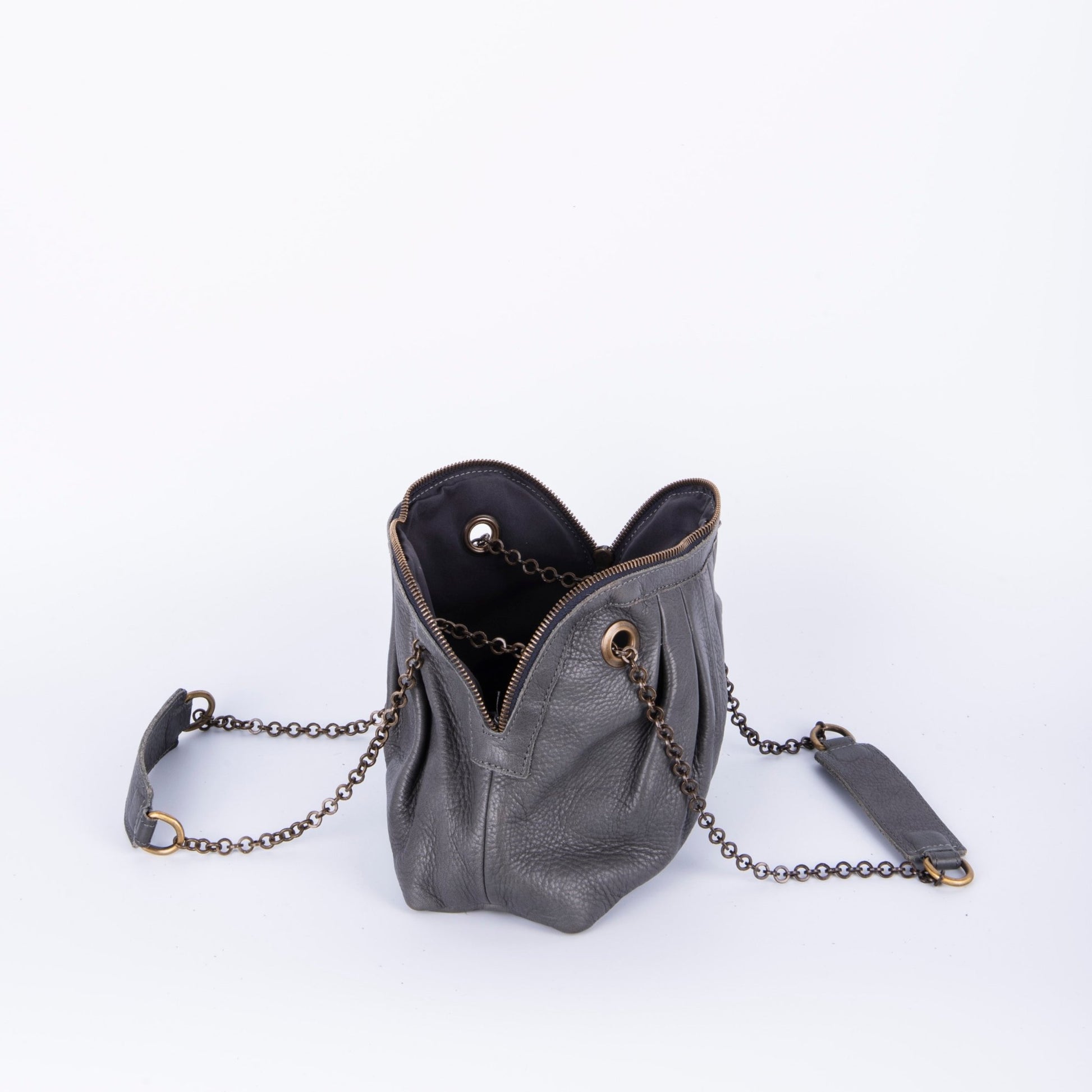 Vicky mousse antracite - borsa piccola a tracolla in pelle grigia con zip - Marta Ray