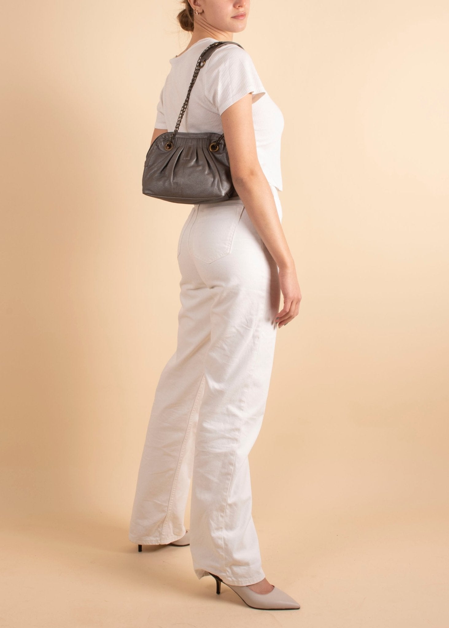 vicky mousse perlato smog silver - borsa piccola a tracolla in pelle argentata con zip - Marta Ray
