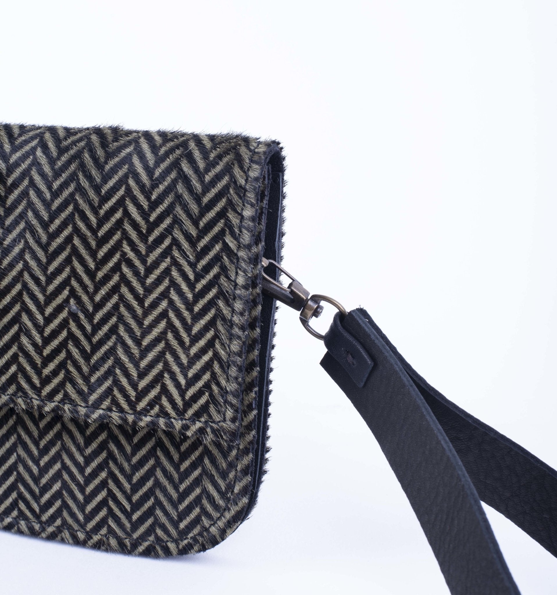 Wilma cavallino stampa verde spiga nero - pochette in pelle verde - Marta Ray