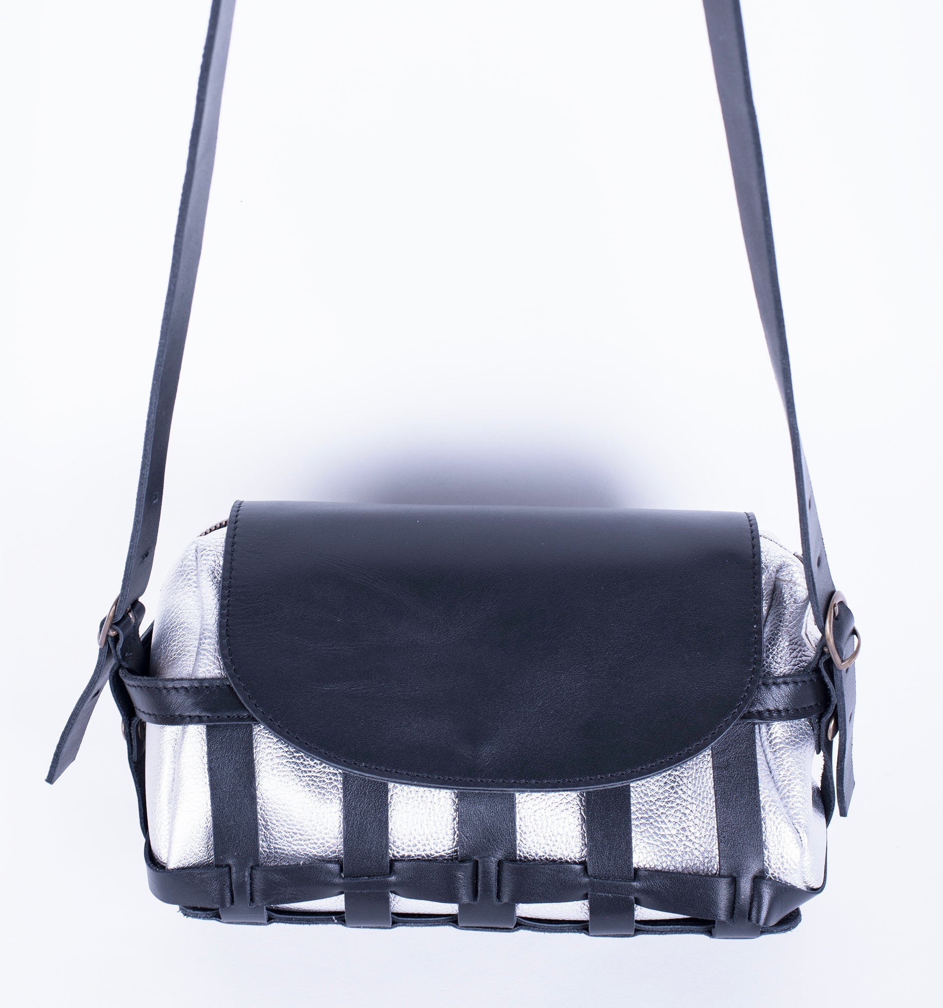 Yu trill nero+ laminato panna - borsa a tracolla in pelle nera e argentata intercambiabile - Marta Ray