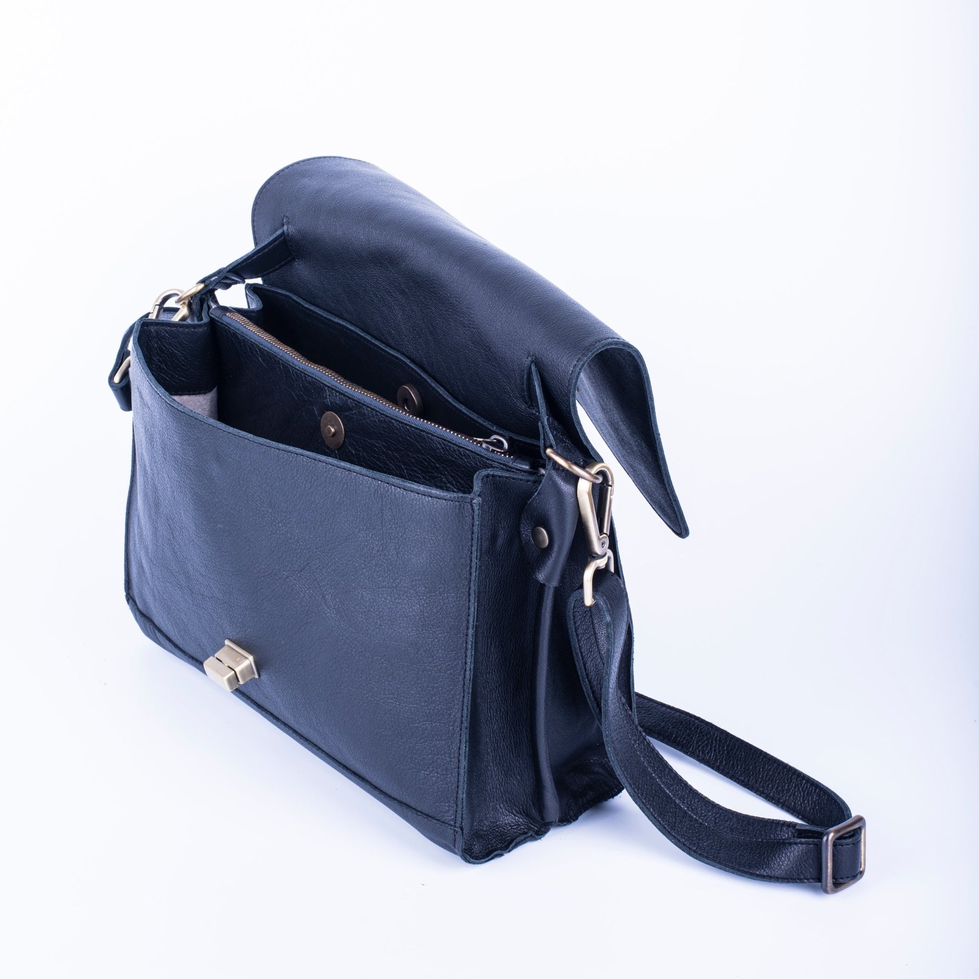 Yulia mousse nero - borsa a tracolla in pelle nera - Marta Ray